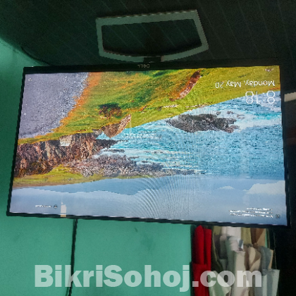 Dell 22 inch Borderless Monitor